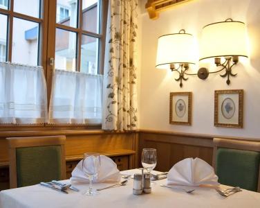 Österreichischer Hof-im Bademantel direkt in die Alpentherme - 13