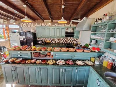 Vintage Cave House - 13