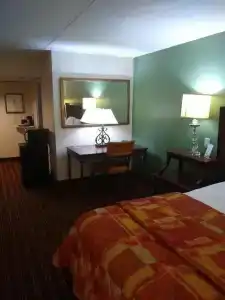 Select Inn - 29