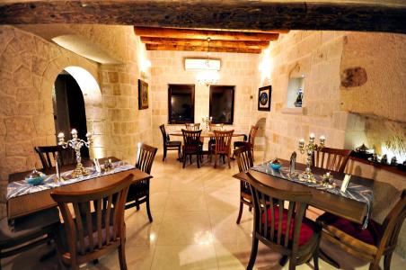 Tafoni Houses Cave - 27