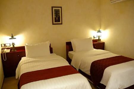 Al Liwan Suites - 34