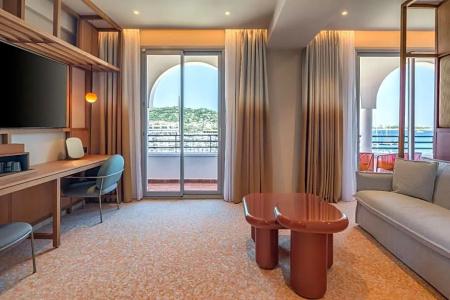 Radisson Blu 1835, Cannes - 94