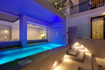 Pergola & Spa - 17