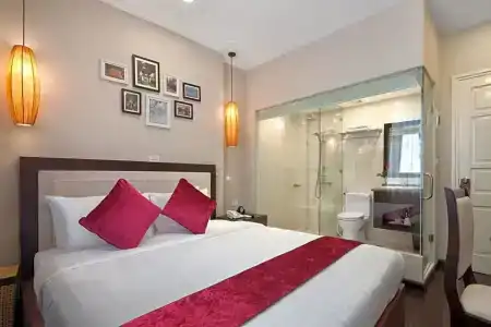 Golden Moon Suite - 83