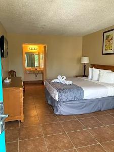 Altamonte Springs and Suites - 22