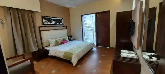 The Palm Aryan - a Boutique - 15
