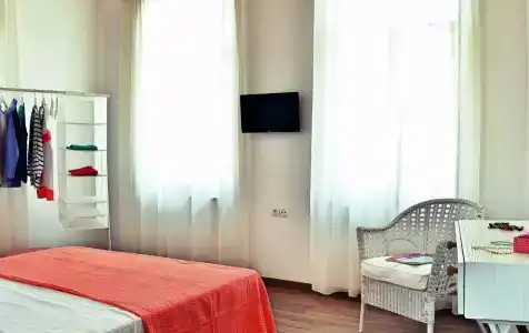 Maya's Boutique Residence - 4