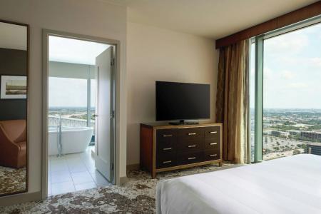 Marriott Marquis Houston - 143