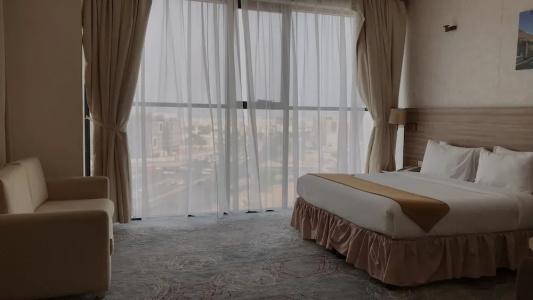 Grand Tourist - 38