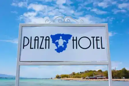 Plaza - 10