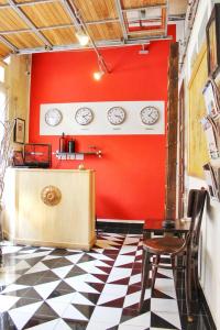 Two Pillows Boutique - 32
