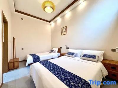 Home2 Suites By Hilton - 45