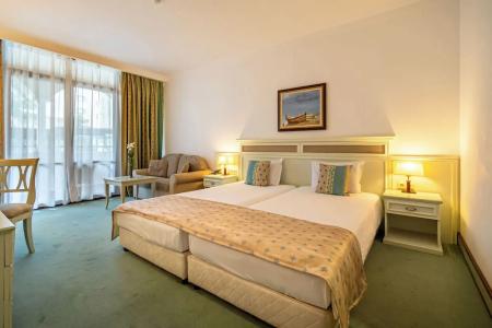 Helena Park - Ultra All Inclusive - 86