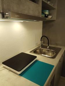 Loc Hospitality Urban Suites - 8