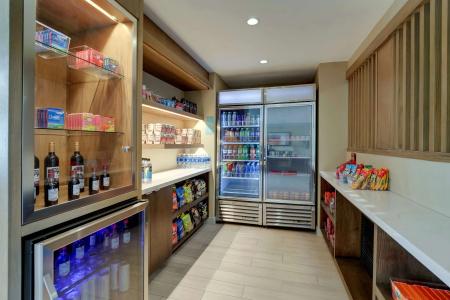 Staybridge Suites - 43