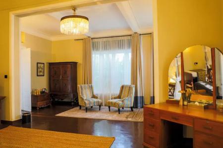 Castle Hill Bungalow - 33