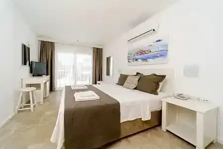 Costa Sariyaz - 73