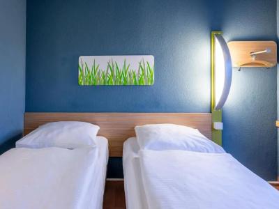 ibis budget Düsseldorf Airport - 36