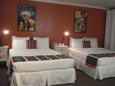 Agave Inn - 4