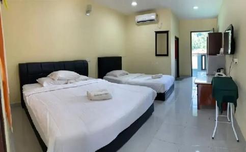 Penarak Bamboo Beach - 26