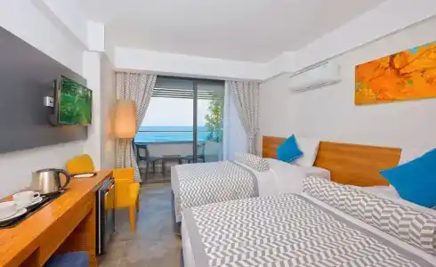 Floria Beach - 32