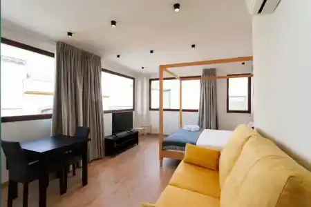 Welldone Sierpes Boutique - 50