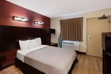 Quality Inn Elk Grove-Sacramento - 1
