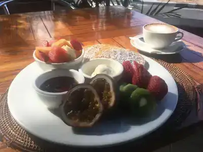 Bay Village Tropical Retreat & - 11