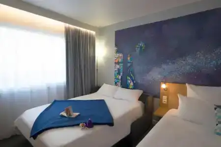 Novotel - 77
