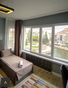 Atos Otel - 24