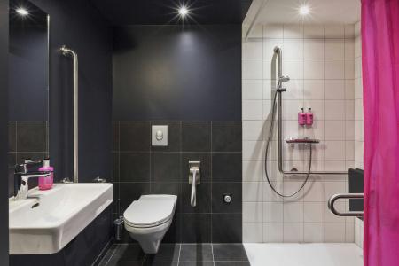 Moxy Lausanne City - 10