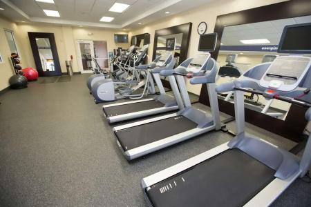 Hampton Inn & Suites Airport - 27