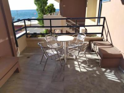 Haris on the beach - 31