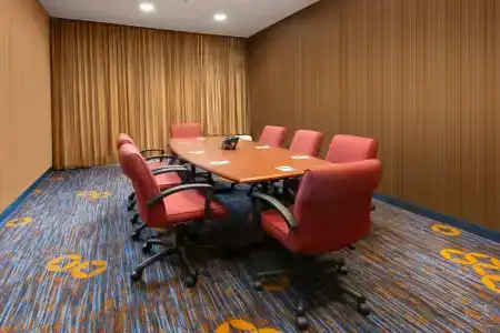 Courtyard by Marriott Dallas in Legacy Park - 14