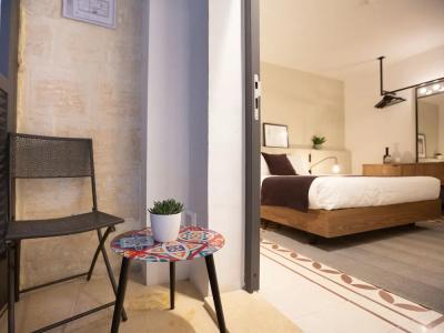 Merchant Suites - 5