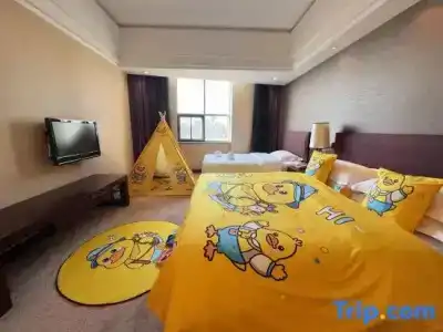 Kunming Wenhui - 24
