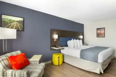 Best Western Premier City Gateway - 44