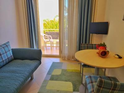 Kamer Suite & - 64