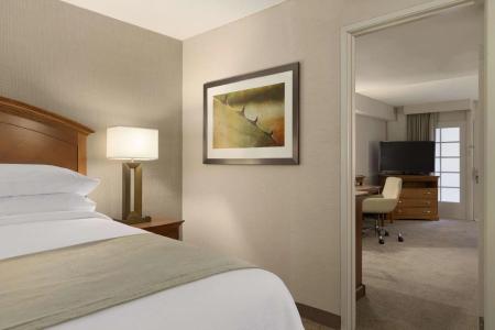 Embassy Suites by Hilton - 40