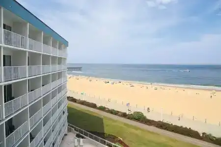 Surfbreak Oceanfront, Ascend Collection - 25