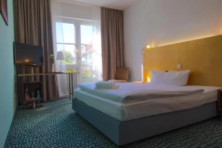 Check Inn Merseburg - 32