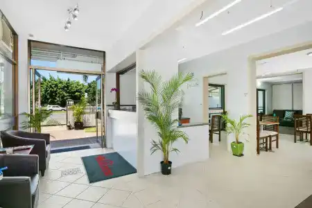 Cairns City Palms - 1
