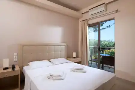 Oasis Beach - Adults Only - 5