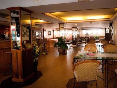 Seaview Sriracha - 36