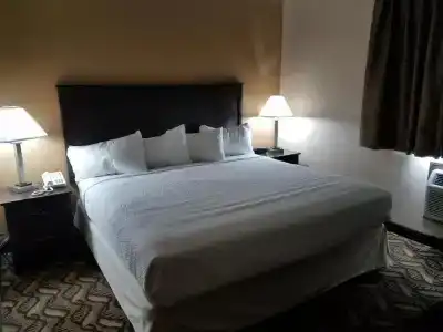 Americas Best Value Inn and Suites - 33