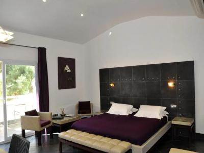 Private Hôtel - 52