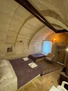Dede Cave - 11