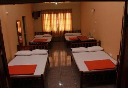 Anura Guest Inn - 32