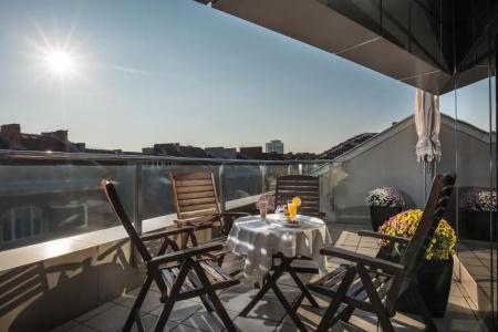 Rosslyn Thracia Sofia - 73