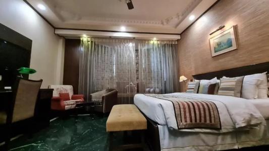 Diplomat Residency - 28